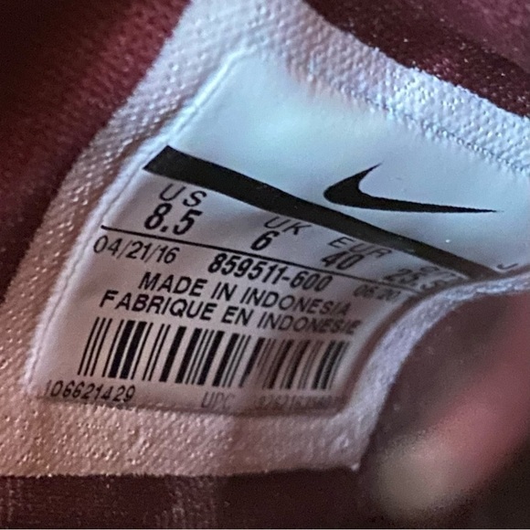 Nike Air Huarache Run Ultra Athletic Shoes 859511 Women’s Size 8.5 - Picture 8 of 8